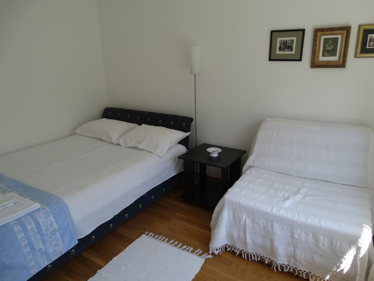 Marijana - Center Lägenhet Novi Sad Exteriör bild