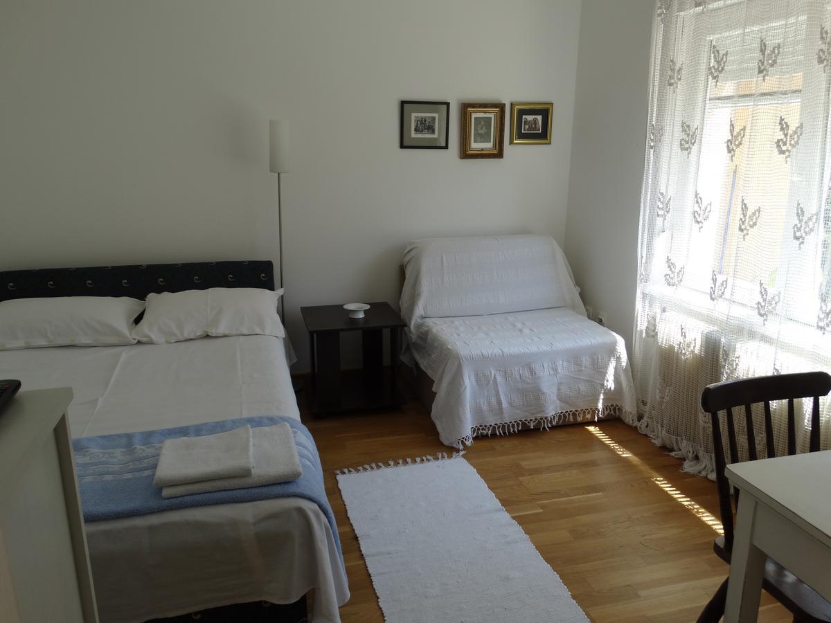 Marijana - Center Lägenhet Novi Sad Exteriör bild
